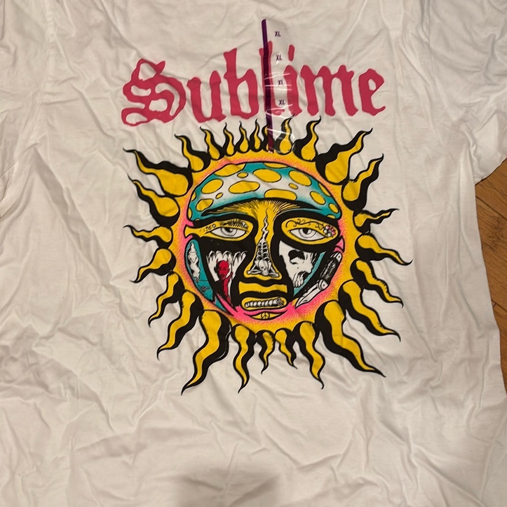 Sublime white Tshirt new 🆕